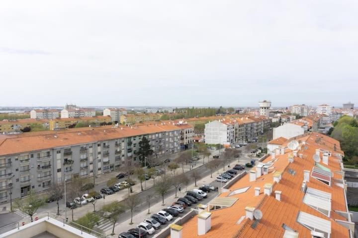 8Rooftop - T2 Com Terraco E Vista Para As Salinas! Apartment Aveiro Luaran gambar