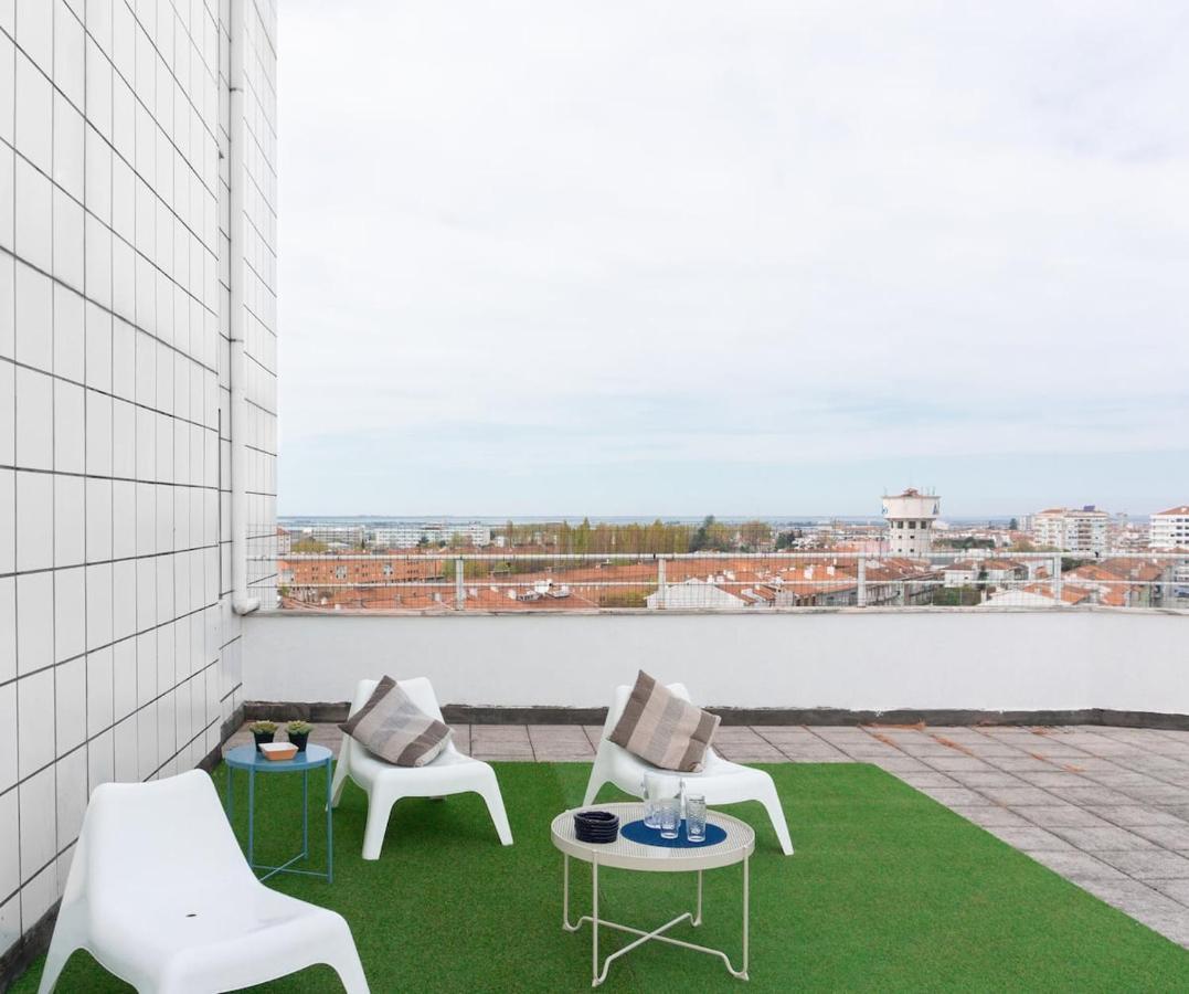 8Rooftop - T2 Com Terraco E Vista Para As Salinas! Apartment Aveiro Luaran gambar